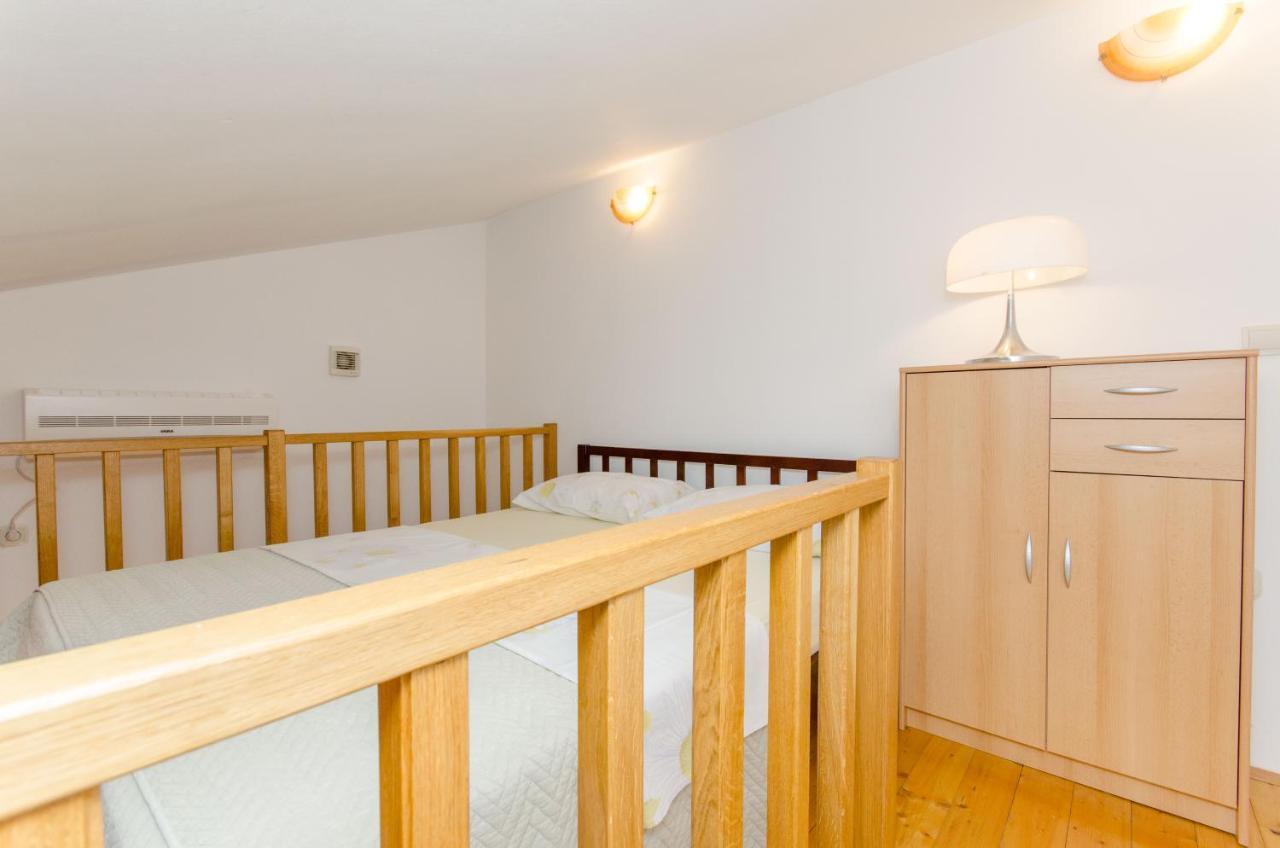 Knezovicapartments Живогошче Экстерьер фото