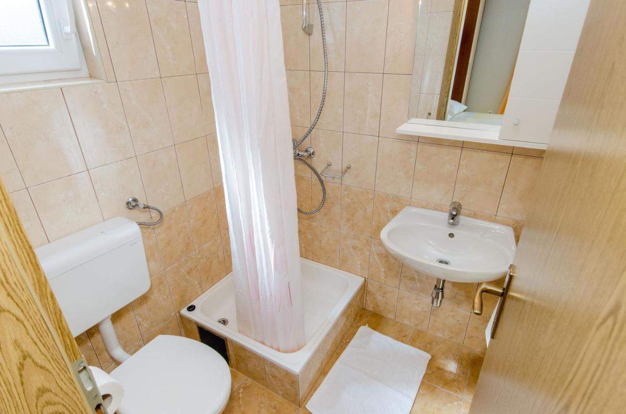 Knezovicapartments Живогошче Экстерьер фото